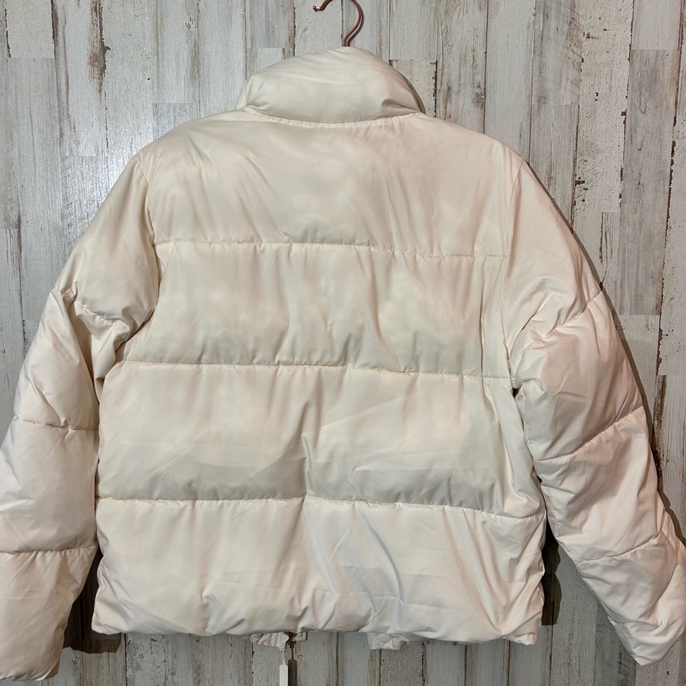 Fabletics Ivory Puffer Jacket Size Small | Cozy Winter Coat - Picture 9 of 9